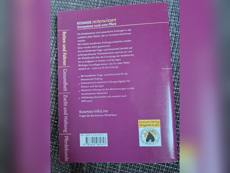 Älteres Reitabzeichen Buch 