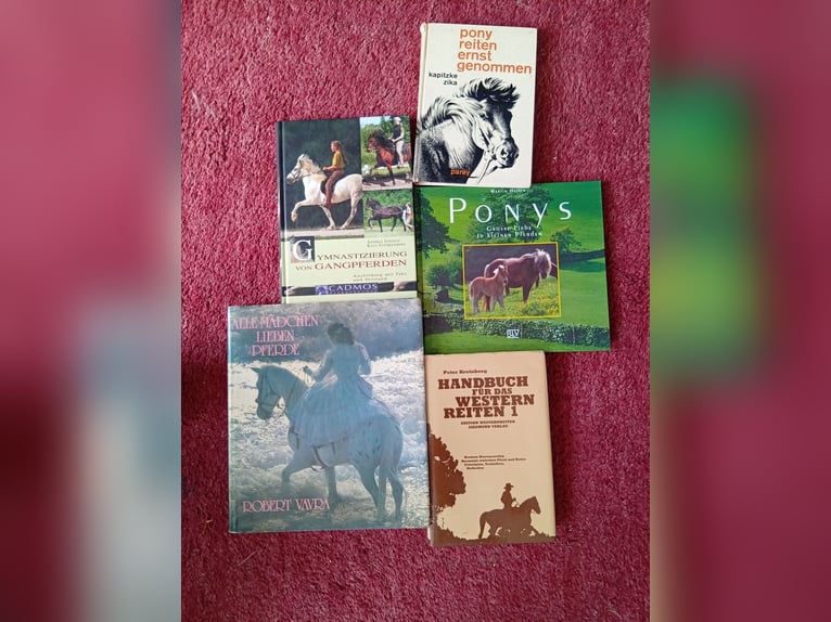 Diverse Pferdebücher, Bildbände und Sachbücher