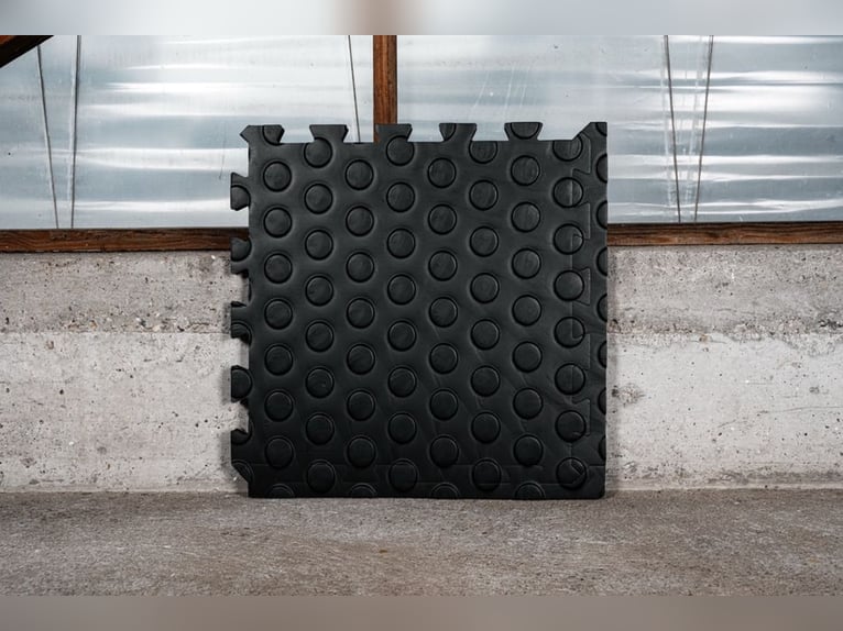 ANGEBOT 50€/qm HIPPOFY EVA-Stallmatte Comfort Plus 60x60cm 34mm