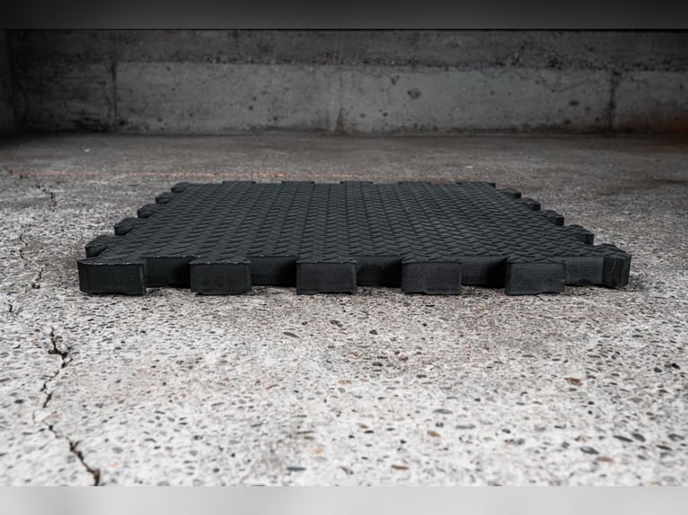 ANGEBOT 50€/qm HIPPOFY EVA-Stallmatte Comfort Plus 60x60cm 34mm