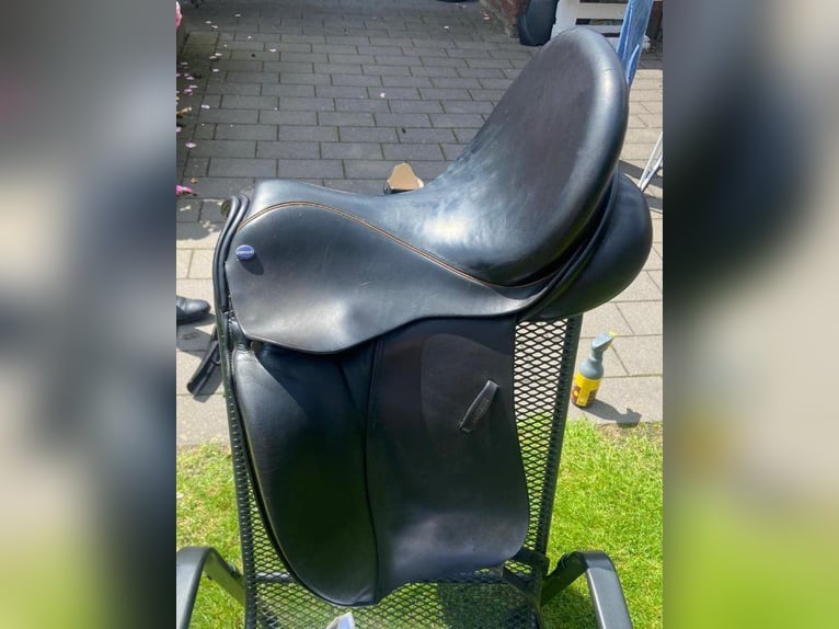 Euroriding Luxor Dressursattel 17" - 12/2025 aufgepolstert