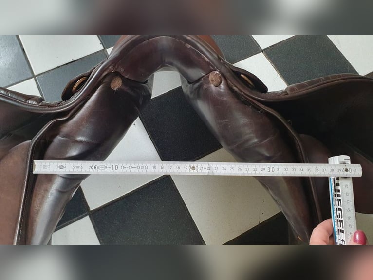 HARRY DABBS Dressursattel dunkelbraun VERSAND + PROBE