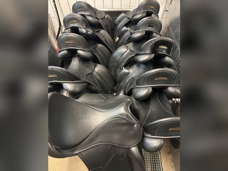 Hennig Dressursattel MFT /ASP alle Modelle sofort verfügbar