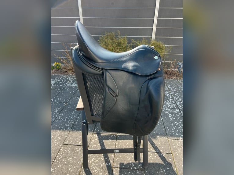 Jorge Canavas JC One Dressursattel 17'' *neuwertig*
