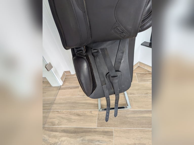 Jorge Canavas JC One Dressursattel 17'' *neuwertig*
