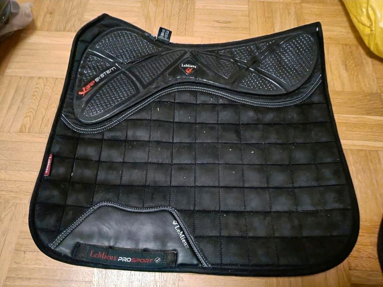 Lemieux x Grip Schabracke