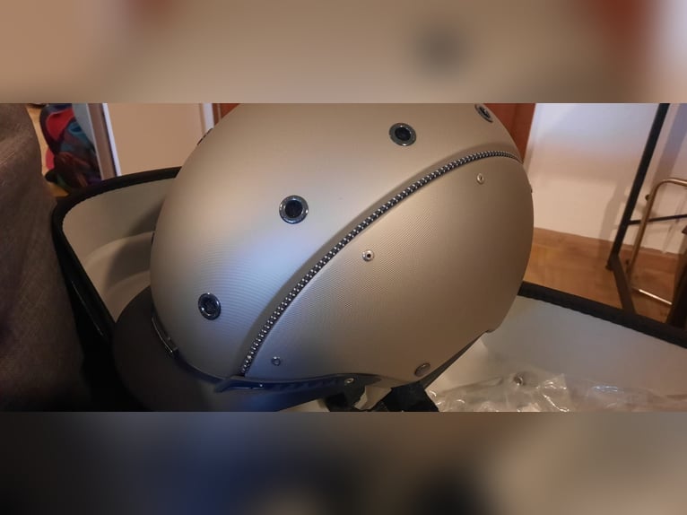 neuer Casco Helm CHAMP-3