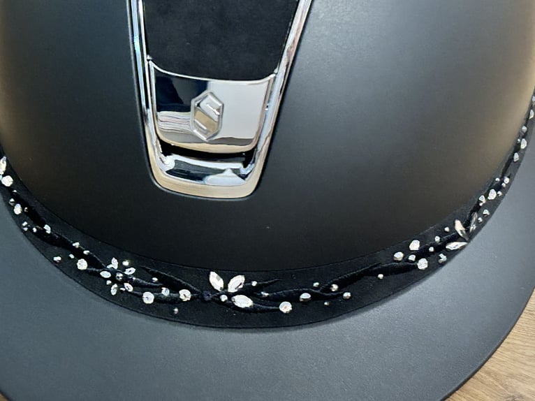 Neuer! Samshield (Miss Shield) Helm 