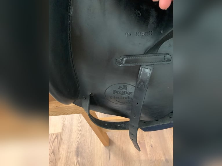 Prestige D2 Zero Dressursattel 17“ schwarz 2022 Rechnung