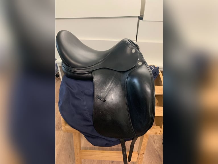 Prestige D2 Zero Dressursattel 17“ schwarz 2022 Rechnung