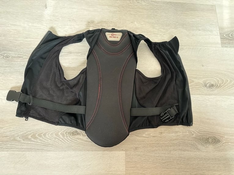 Rückenprotektor