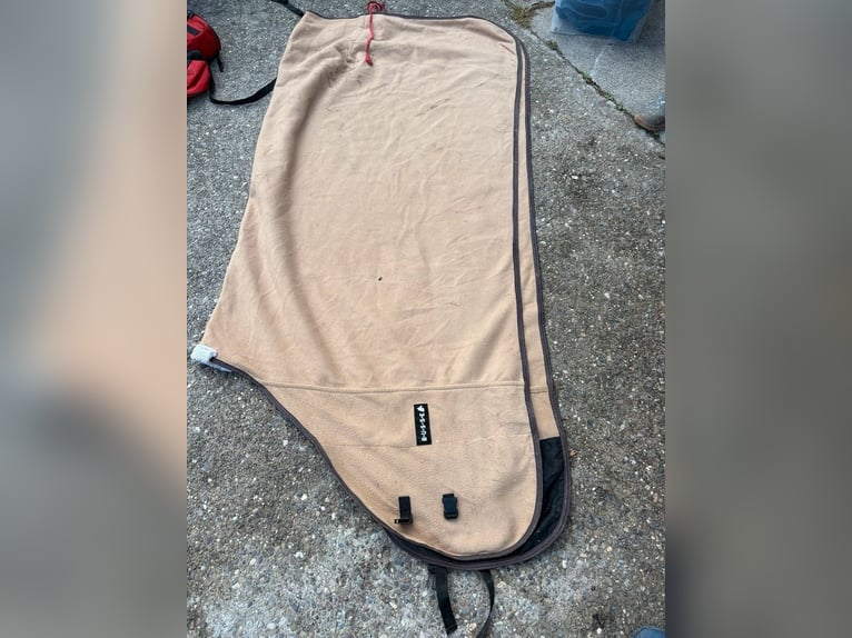 Sattelpads zu verkaufen