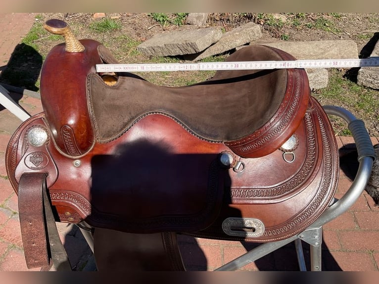 Schöner Diamont C Westernsattel auch für kurze Pferderücken 16 Z