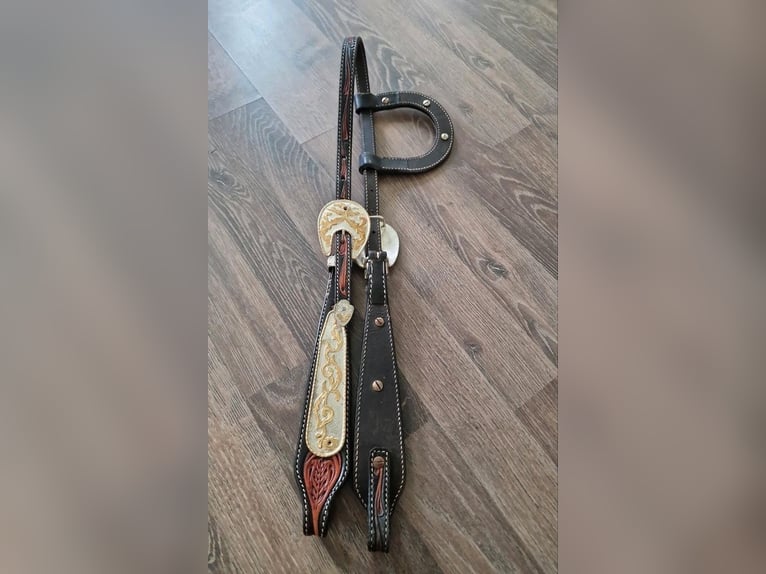 Zweiohr Trense Perlen und Herzconcho
