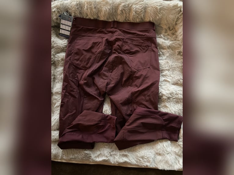 Harry’s Horse Reithose Bordeaux neu mit Etikett Gr. 44