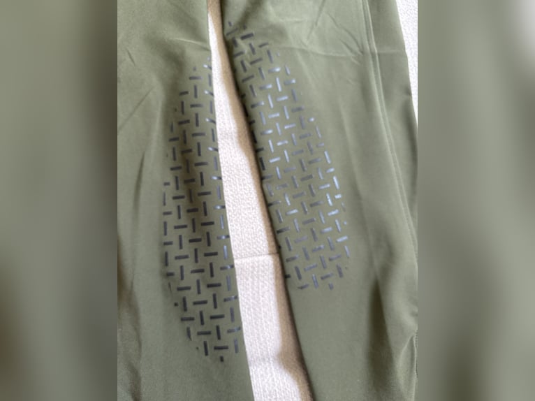 Reithose von Riders Deal Classic Design 2.0 Silikonkniebesatz grün Größe 40