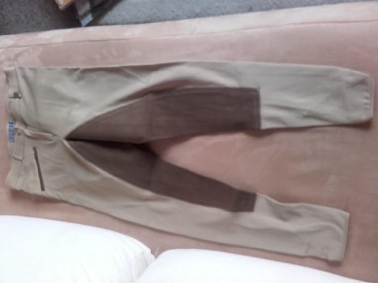Reithosen sand/brauner Besatz Größe 38+40 neu!