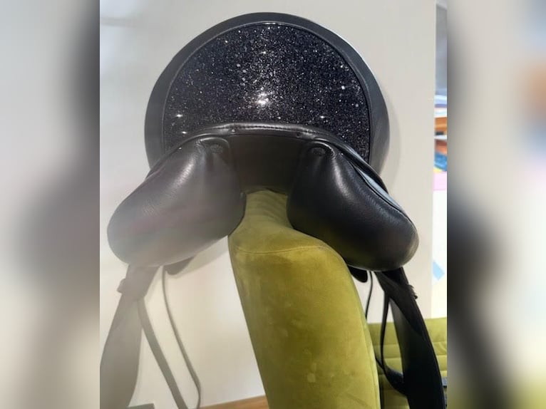 Sommer Dressursattel Novalis 17" NEU