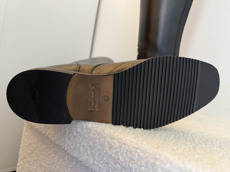 Neue Cavallo Reitstiefel Größe 8/8,5 – Reparaturbedürftig