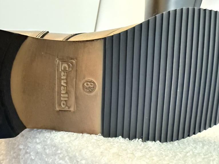 Neue Cavallo Reitstiefel Größe 8/8,5 – Reparaturbedürftig