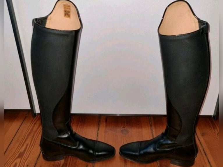Verkaufe meine Dressurstiefel von Petrie, wie Neu! Gr. 39