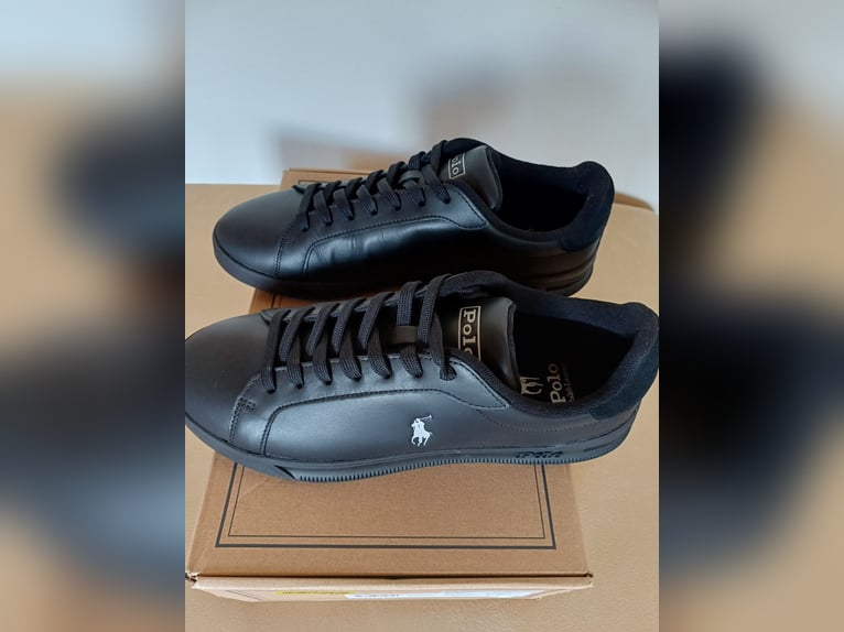 Super schicke POLO RALPH LAUREN Sneaker. "HERITAGE COURT II". Größe 42. Neu!! Im Originalkarton!