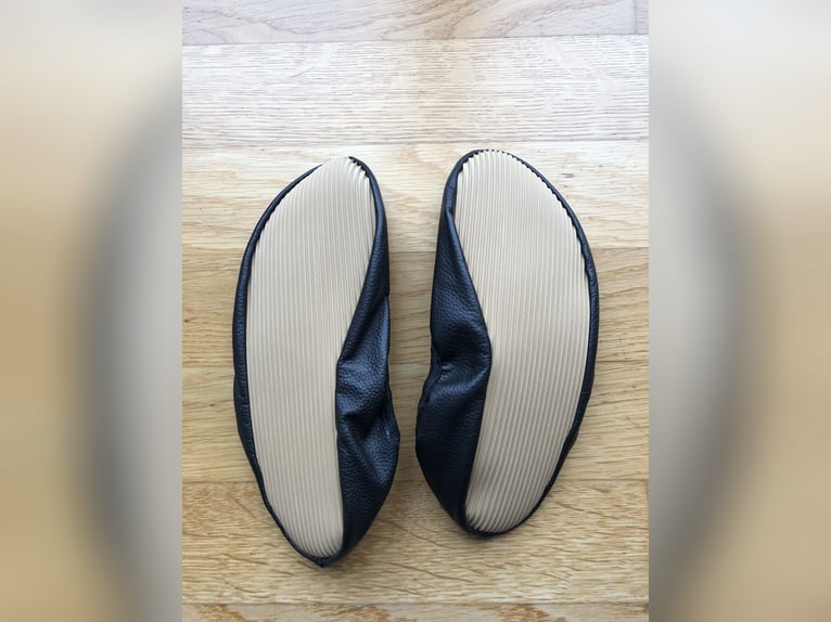 Voltigierschläppchen von Krämer Gr. 37 unbenutzt