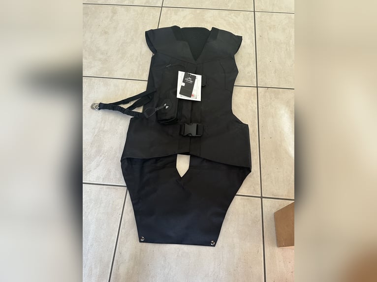 Airbag Weste Größe S neu 
