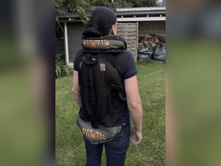 Sicherheitsweste Hit Air Airbag Weste Reitweste Springweste Airbagweste