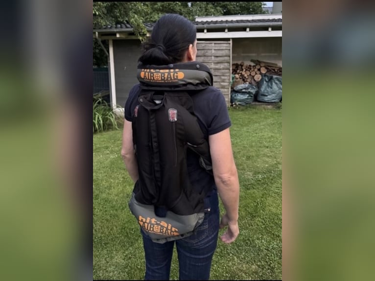 Sicherheitsweste Hit Air Airbag Weste Reitweste Springweste Airbagweste 