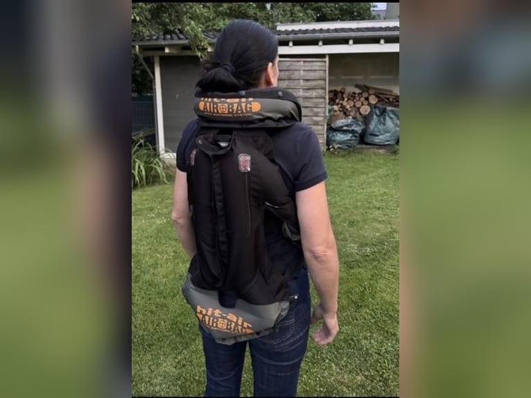 Sicherheitsweste Hit Air Airbag Weste Reitweste Springweste Airbagweste