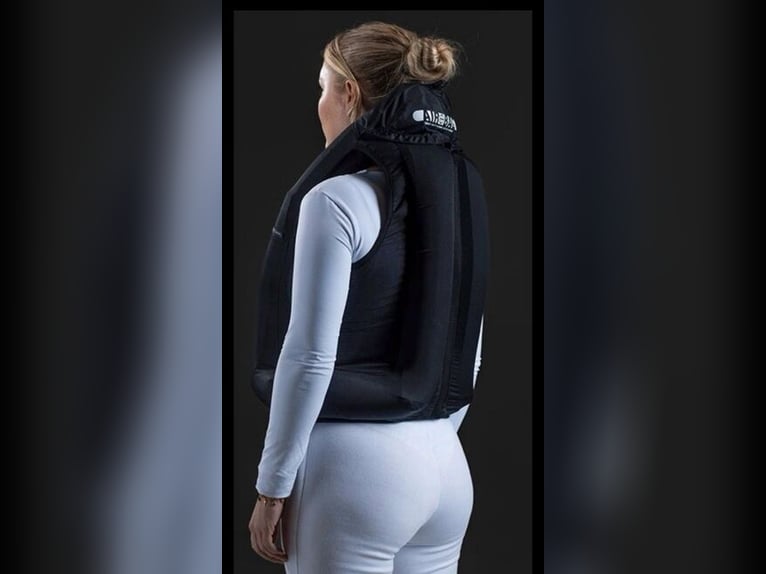 Softshell Reitweste Airbag Weste Hit Air Turnier Weste Airbagweste Springweste