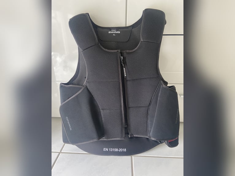 Swing Body Protector