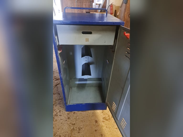 Fahrbarer Sattelschrank 120x60x60cm