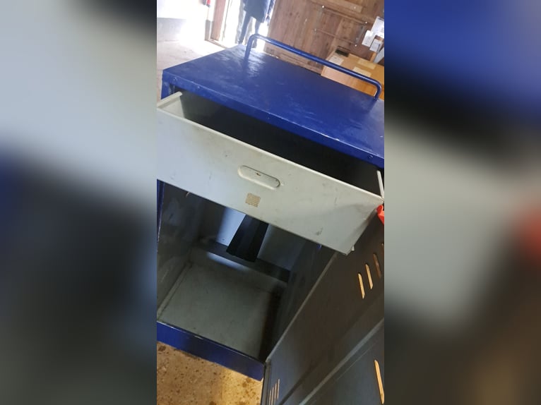 Fahrbarer Sattelschrank 120x60x60cm