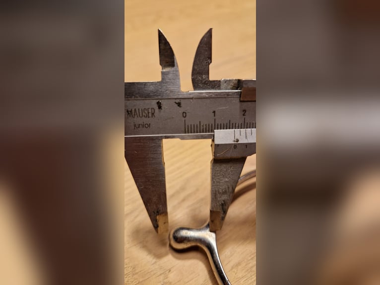 HS (Sprenger?) Tropfen Sporen Dorn 1cm kurz abgerundet Kugel Mini