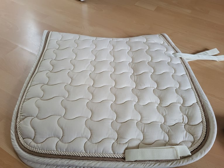 Schabracken von verschiedenen Herstellern  Preis ist VB 