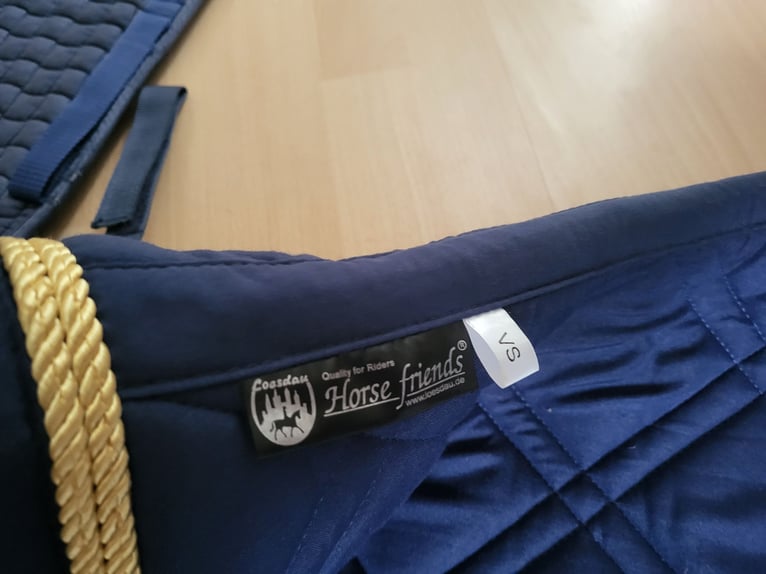 Schabracken von verschiedenen Herstellern  Preis ist VB 