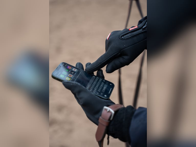 Winterreithandschuhe mit Touchscreen Funktion und Nasentropfenfänger