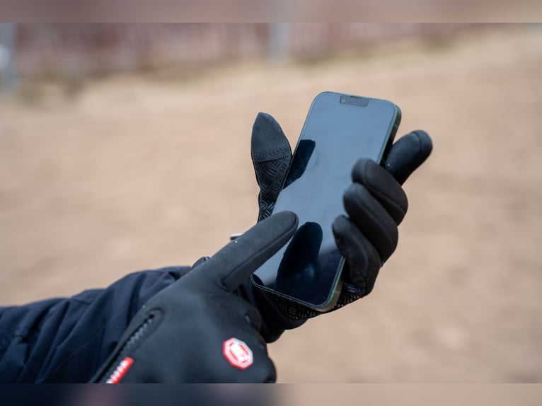 Winterreithandschuhe mit Touchscreen Funktion und Nasentropfenfänger
