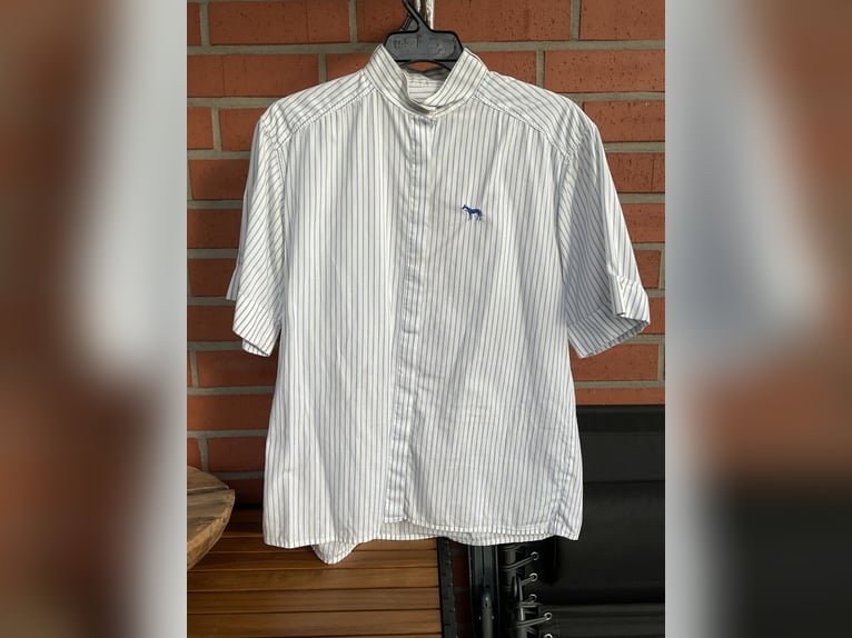 Sehr schöne, bequeme Turnierbluse Größe 42
