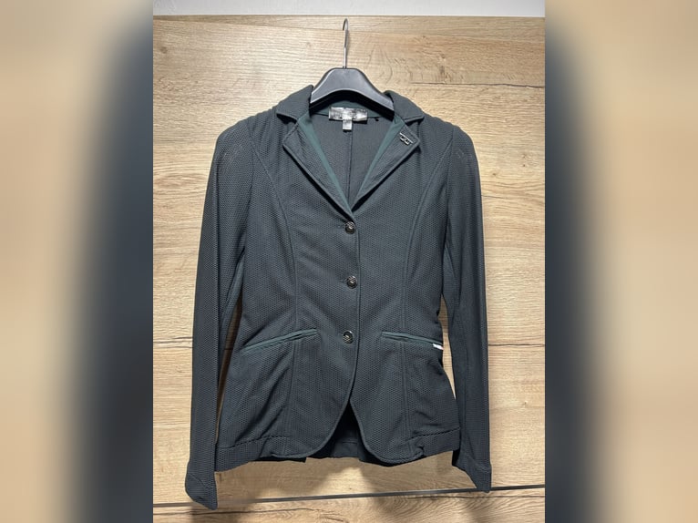 Alessandro Albanese Sakko