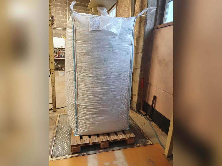 Mit Strohpellets beginnt ein ökologisches Morgen heute