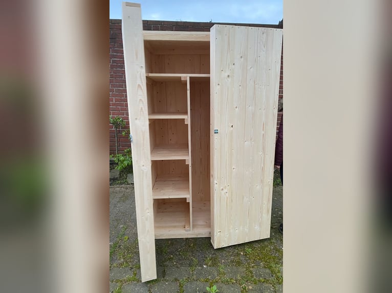 Sattelschrank Sattelspind 