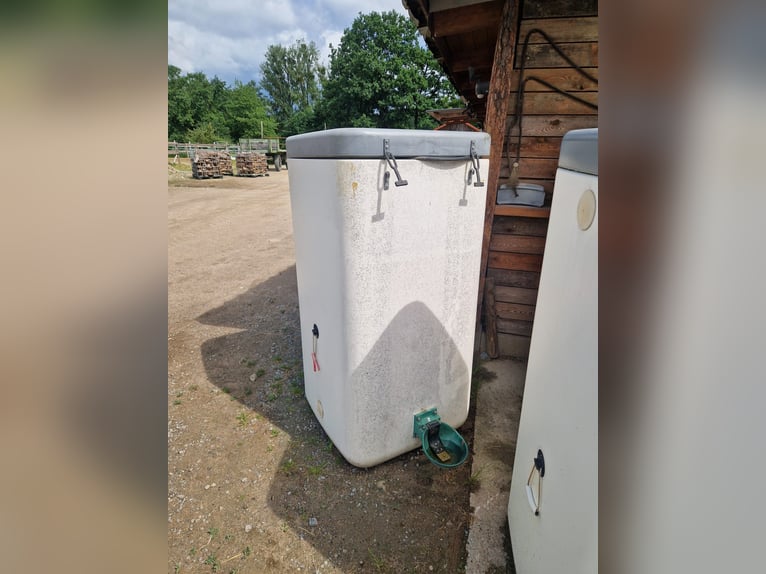 Iso Tank Elma, Frostsicher für Pferde, Schafe Ziegen