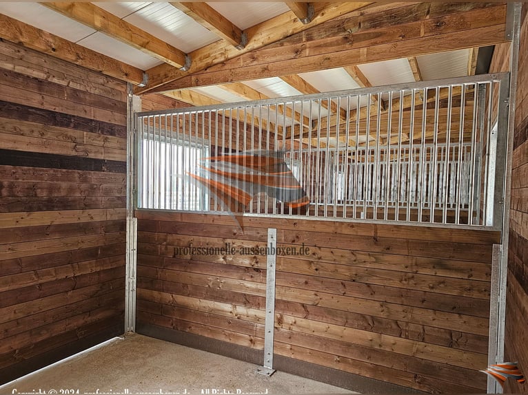 Exklusive Pferdebox | Innenboxen - Trennwand, Boxenstall & Boxenfront - Stallboxen