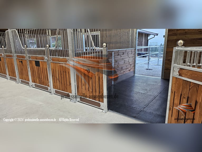 Exklusive Pferdebox | Innenboxen - Trennwand, Boxenstall & Boxenfront - Stallboxen