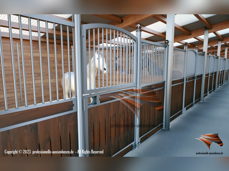 Innenbox für Pferd: Hochwertige Frontwand, Boxenfront und komplette Pferdebox