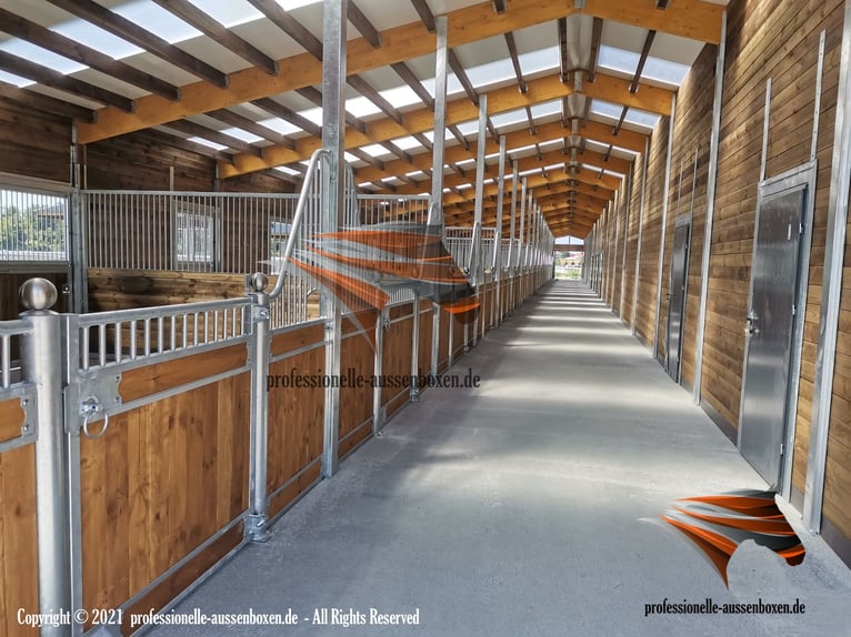 AMERICAN BARN – TOP Stallbau: Pferdestall, Außenboxen, Pferdeboxen, Offenstall und Weidehütten