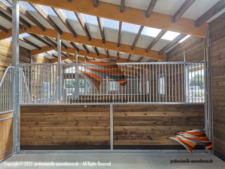 AMERICAN BARN – TOP Stallbau: Pferdestall, Außenboxen, Pferdeboxen, Offenstall und Weidehütten